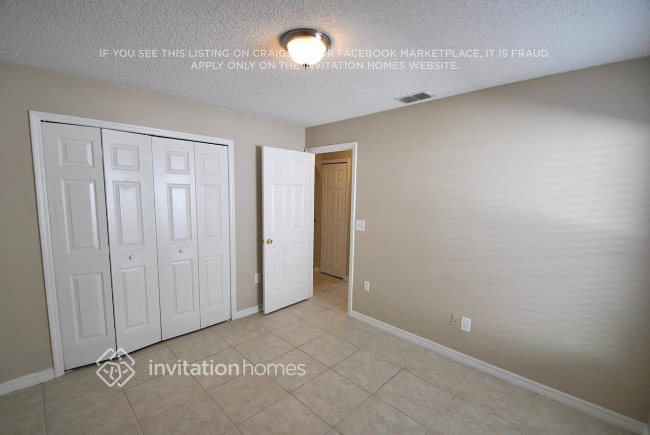 6879 Raccoon Ct - Photo 5 of 9