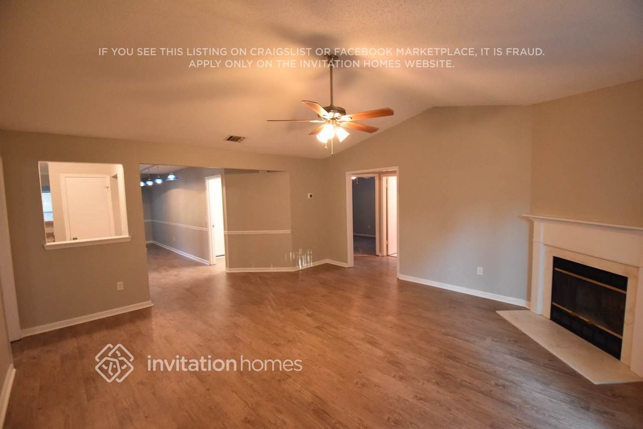 1597 Rain Bird Ct - Photo 3 of 12