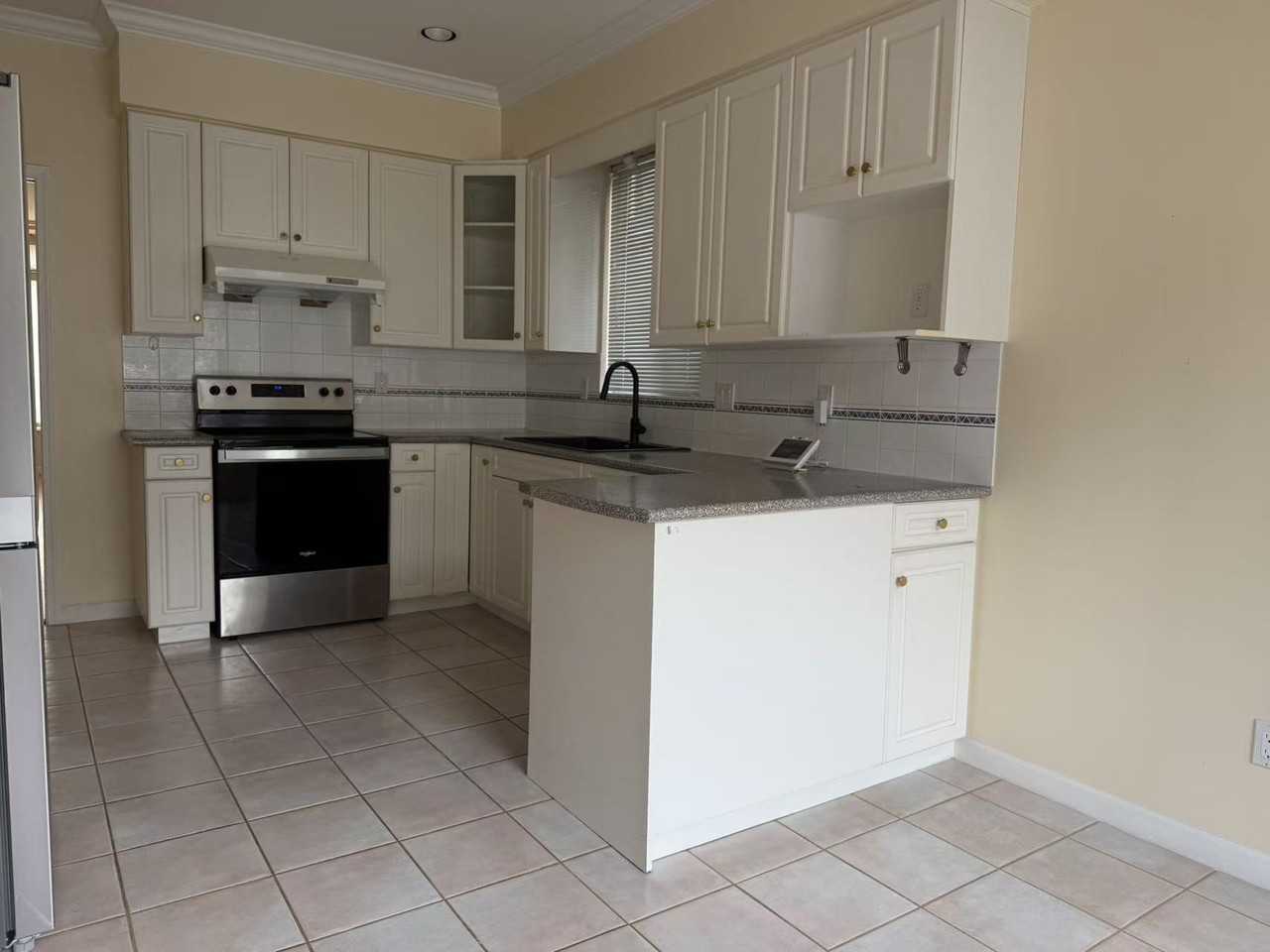 3219 West 39th Avenue - Photo 4 of 13