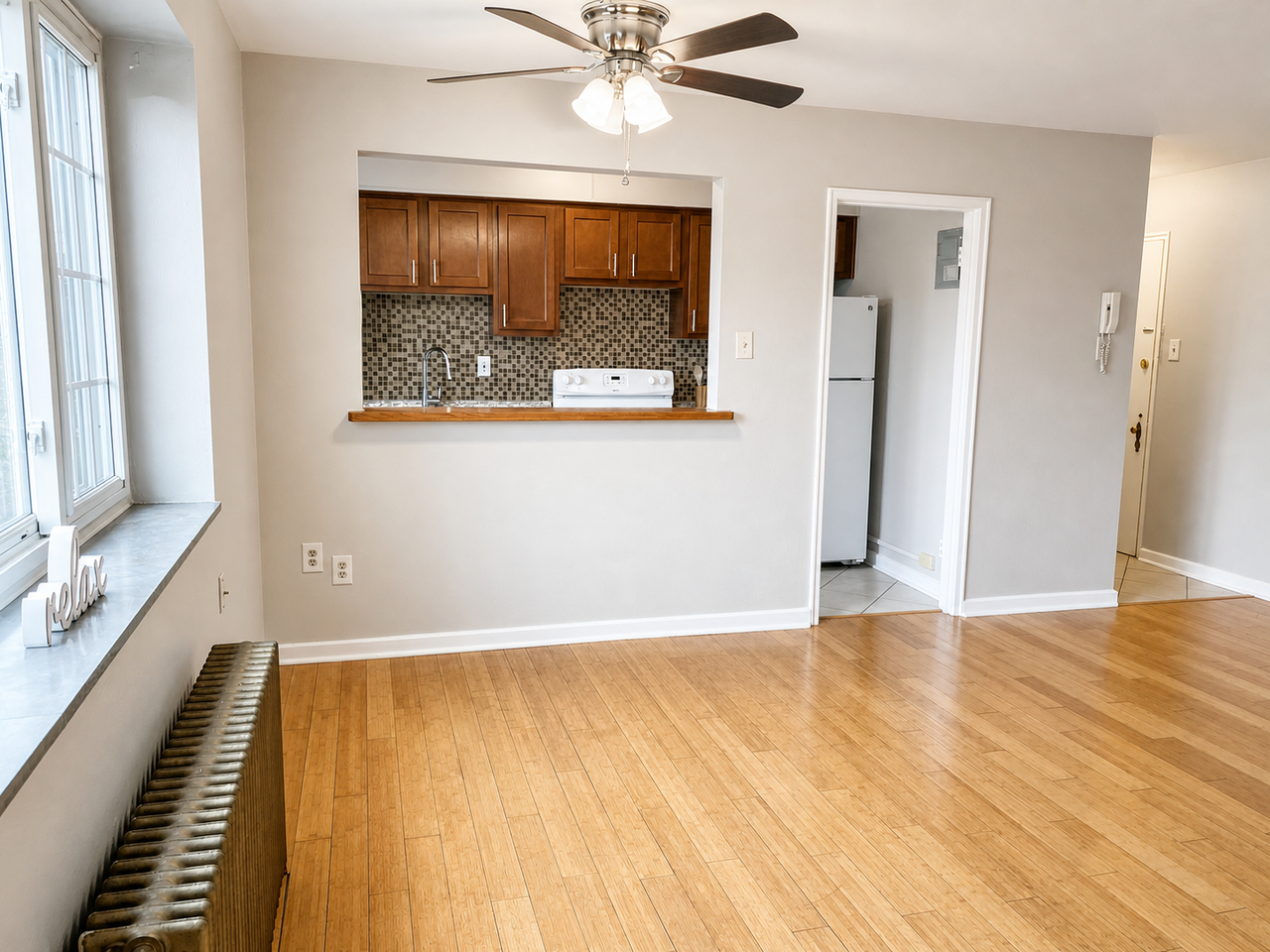 273 SOUTH WINEBIDDLE STREETAPT 31 #273-31 - Photo 2 of 9