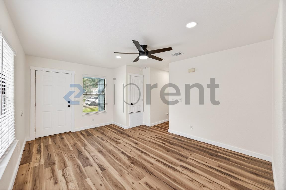 838 Mccauley Blvd - Photo 6 of 30