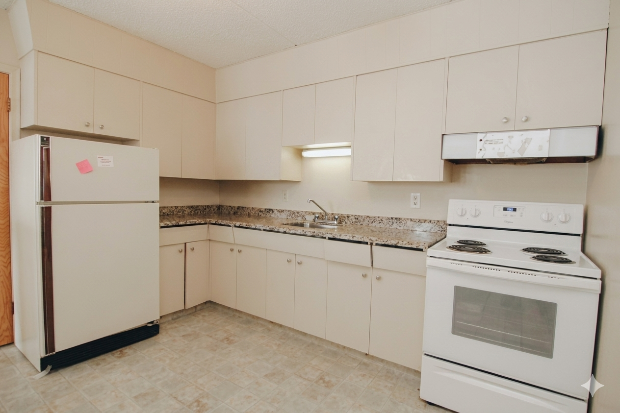 2302 Cornwall St - Photo 5 of 9