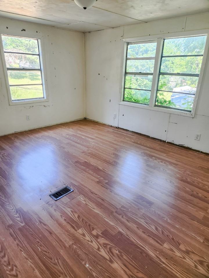 24 Chive Ln #1 - Photo 5 of 9
