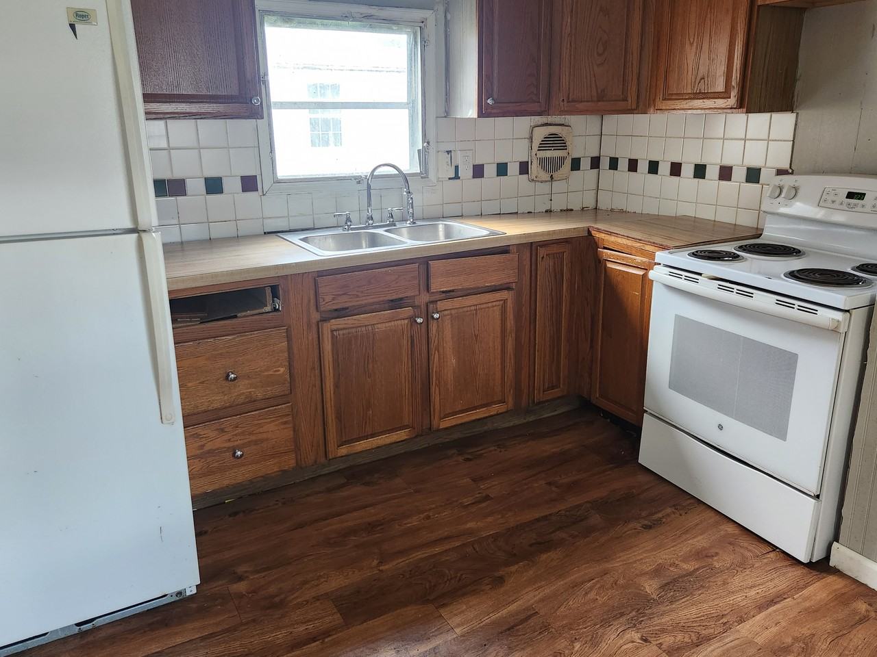 110 Kiln Dr #1 - Photo 2 of 11