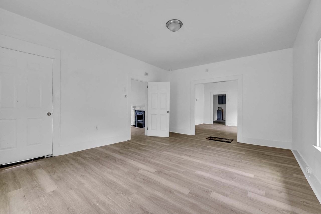 848 42nd Pl N #1 - Photo 5 of 18