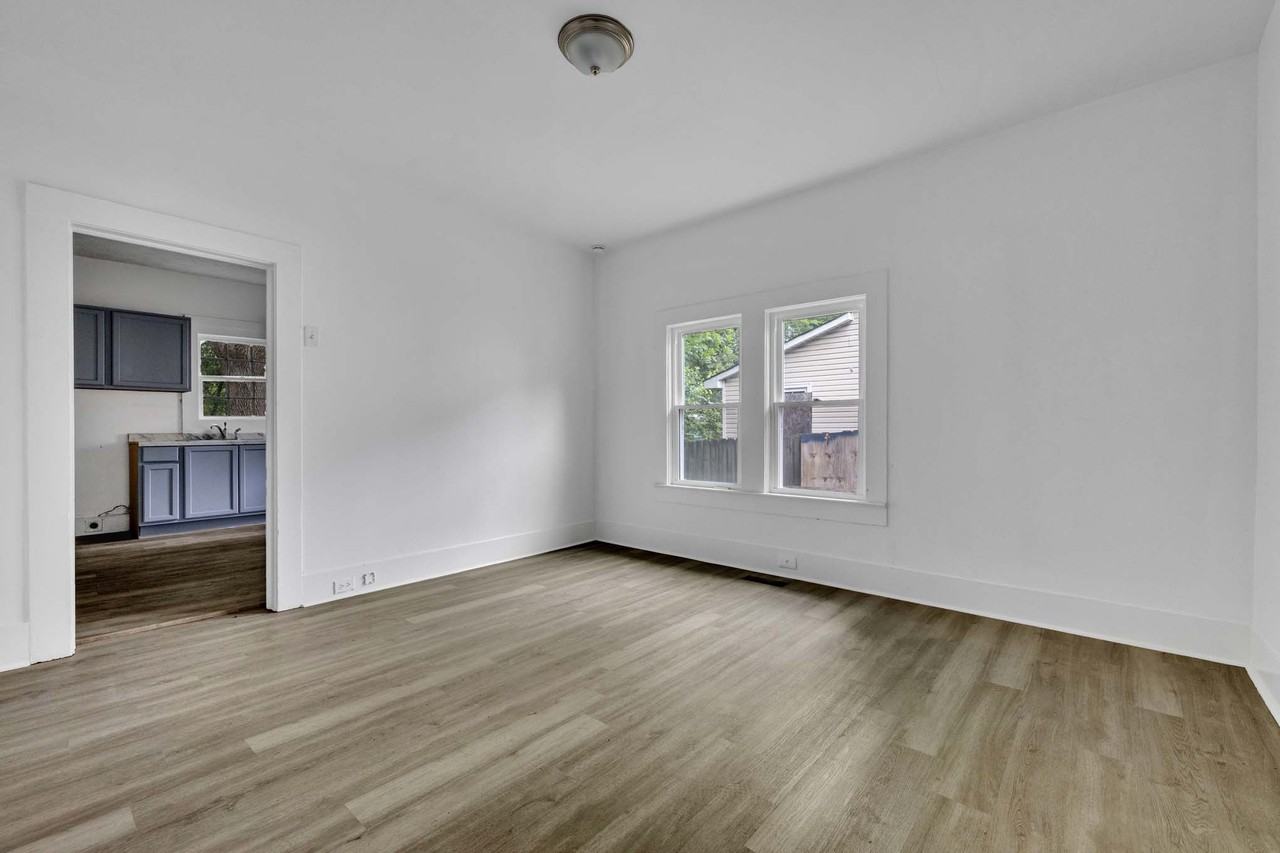 848 42nd Pl N #1 - Photo 7 of 18