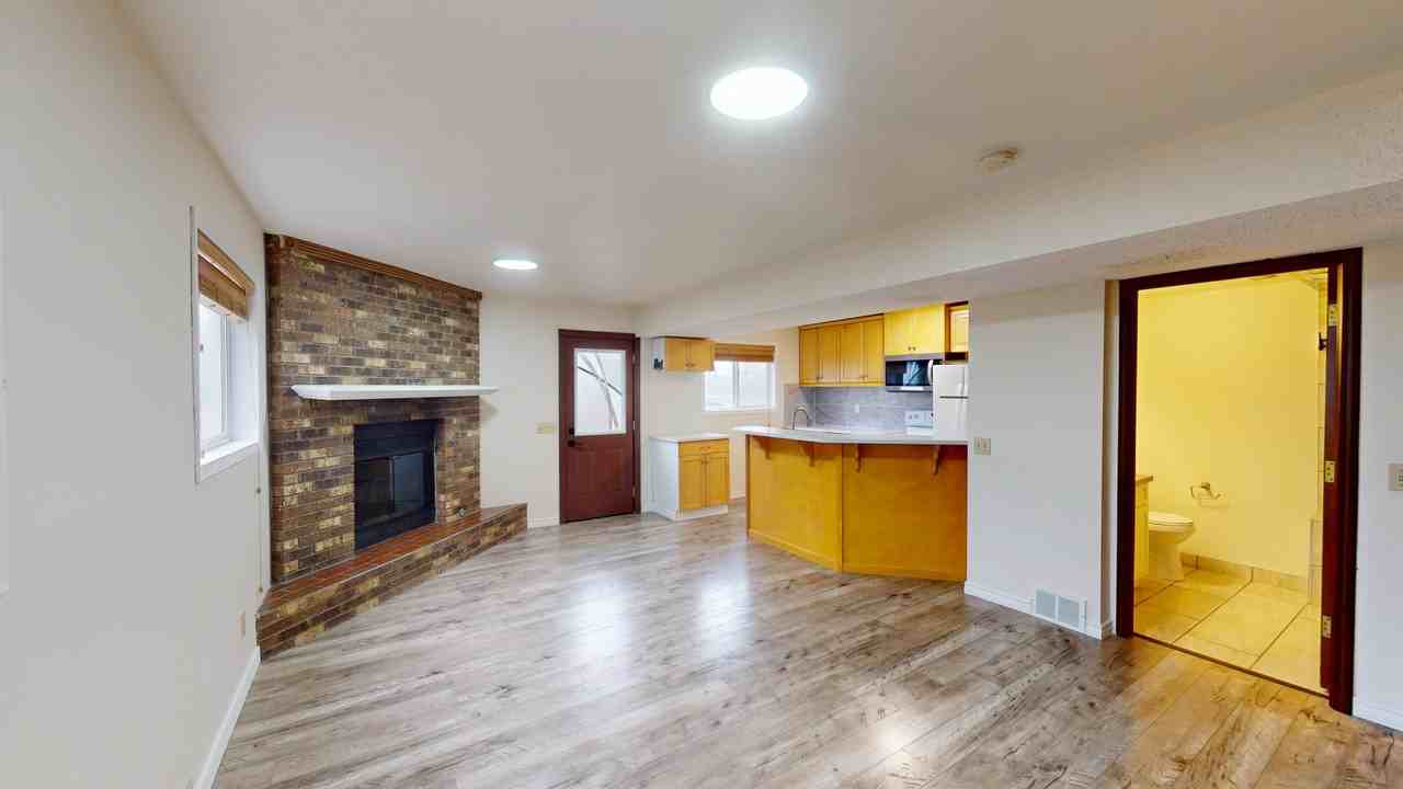 88 Macewan Park Way Nw-Lower - Photo 4 of 17