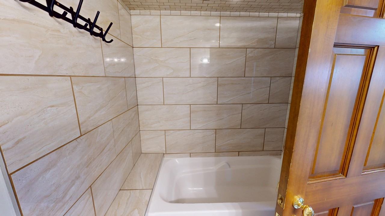 88 Macewan Park Way Nw-Lower - Photo 7 of 17