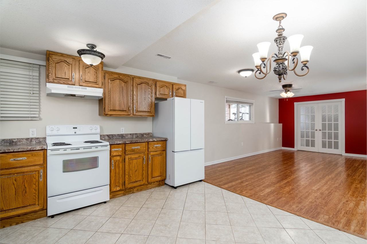 434 19 St Ne Lowr - Photo 2 of 18