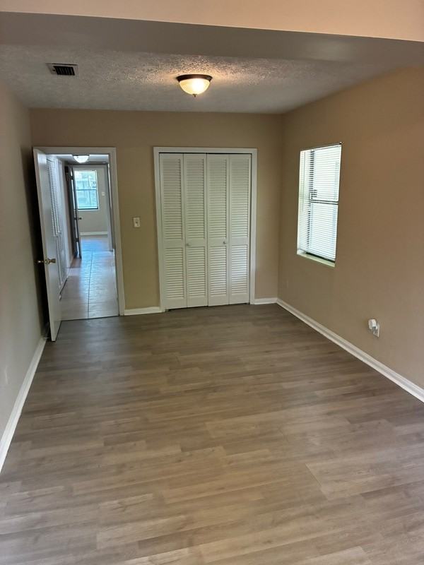 7022 Linda Dr - Photo 4 of 22
