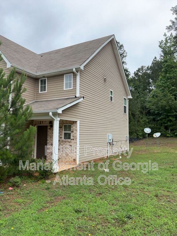 400 Brookwood Xing - Photo 2 of 20