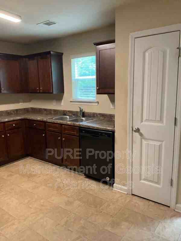 400 Brookwood Xing - Photo 7 of 20