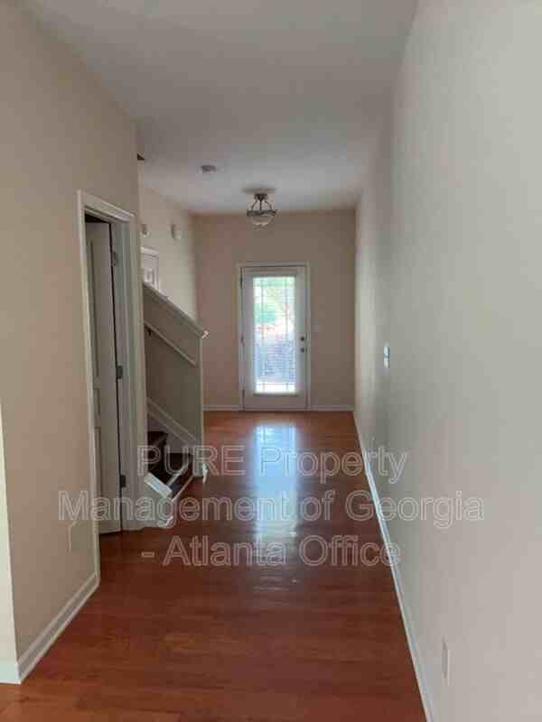 278 Parc View Ln - Photo 2 of 23