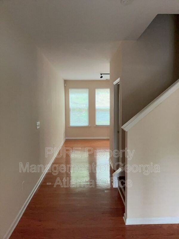 278 Parc View Ln - Photo 3 of 23