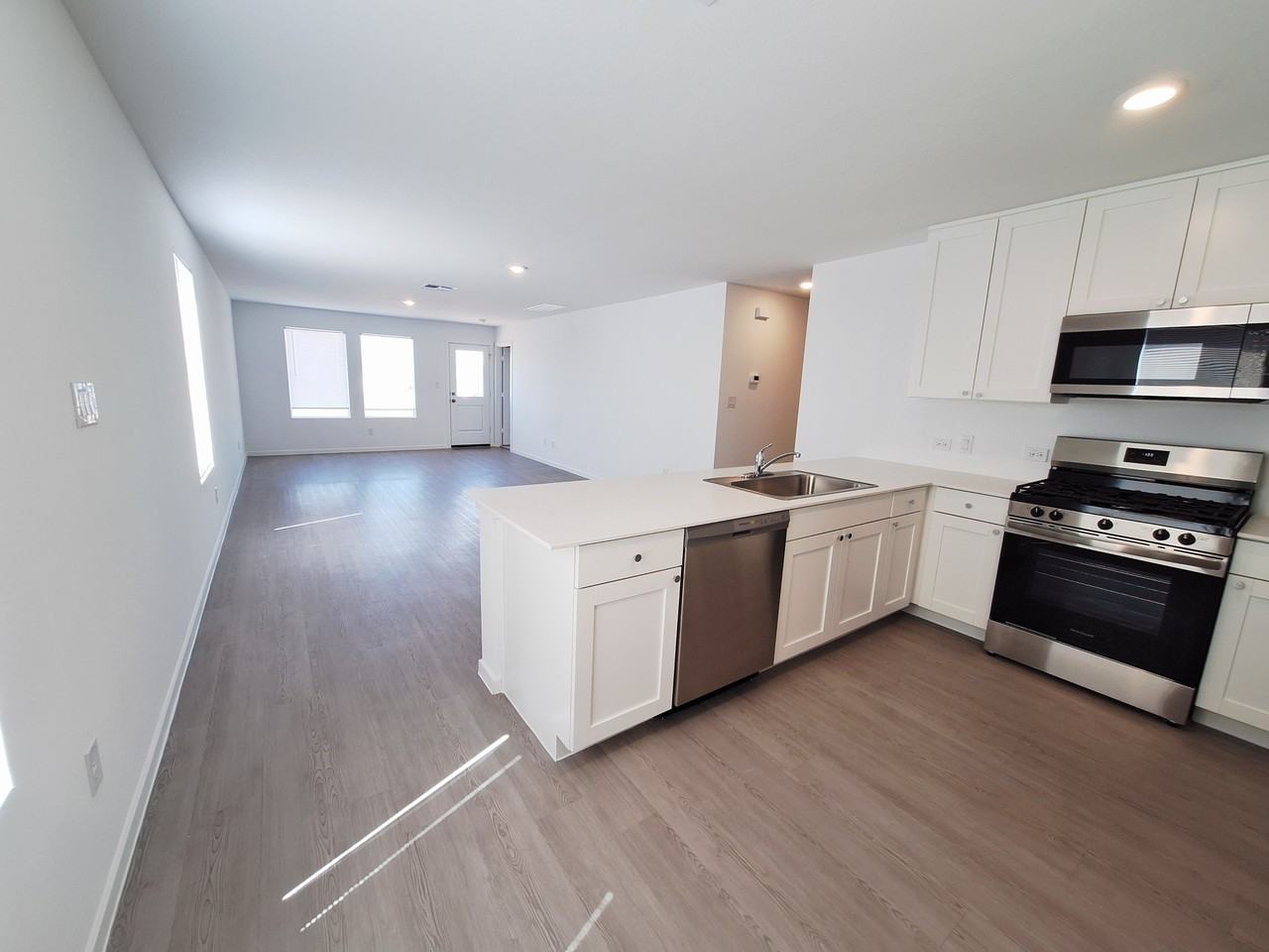 518 Firedance Ct #1 - Photo 3 of 32