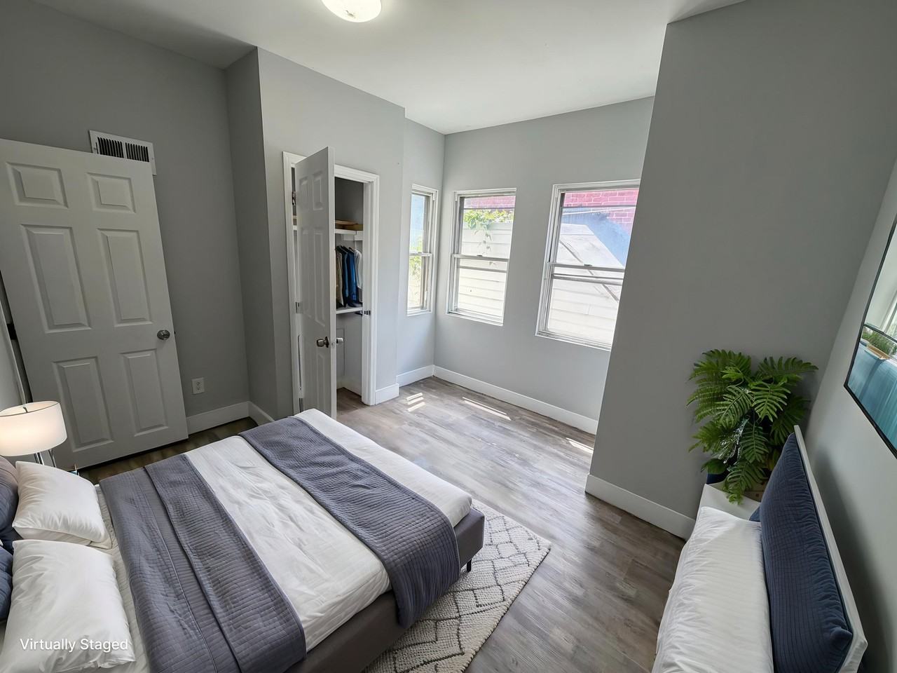 1734 W Atlantic St #1 - Photo 3 of 12