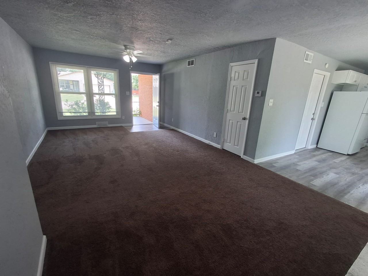 1607 Nw 27th St #1 - Photo 3 of 15