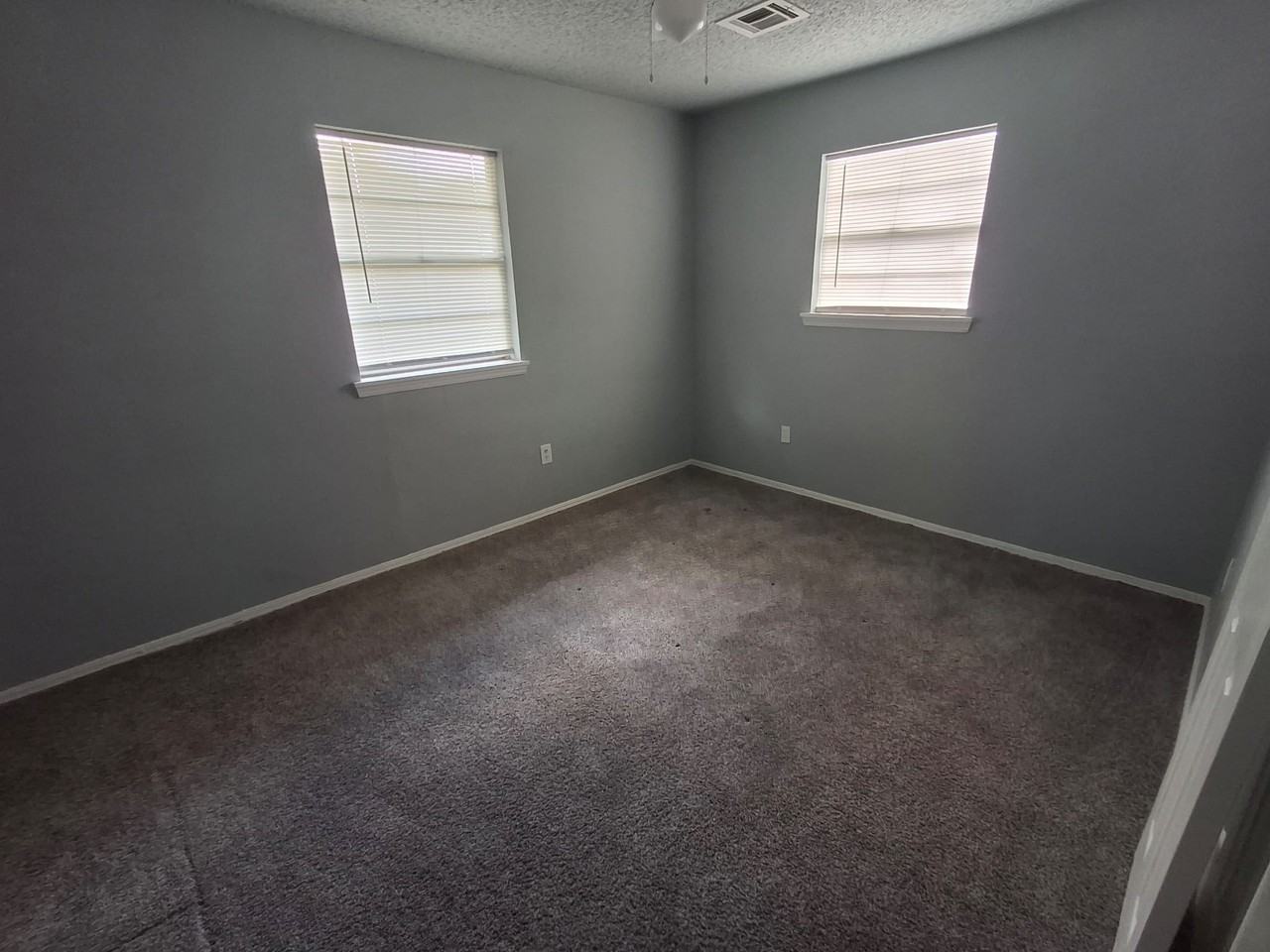 1912 Sw 24th St #1 - Photo 7 of 11