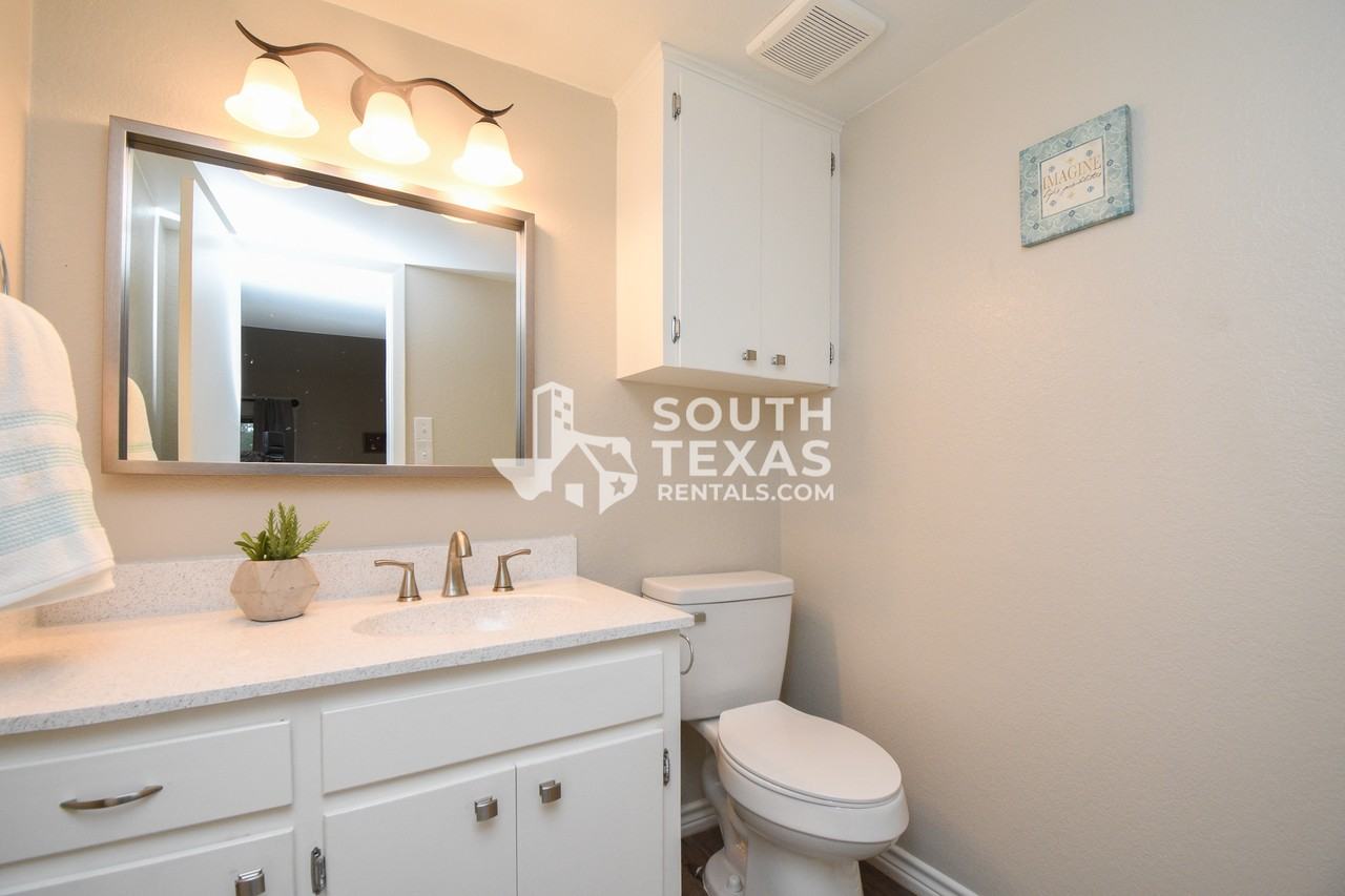 308 Westwood St #A - Photo 4 of 8