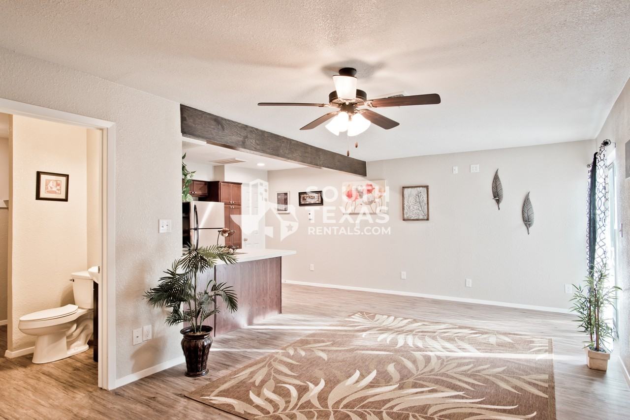 307 Westwood St #307C - Photo 2 of 11