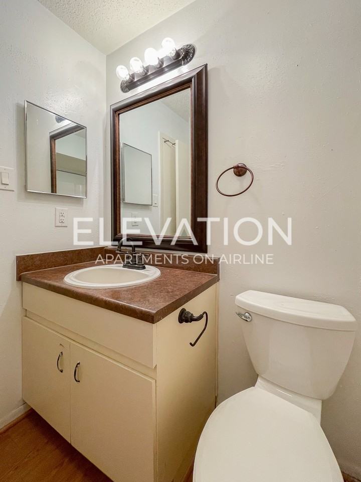 903 Linwood DrApt 504 #504 - Photo 5 of 13