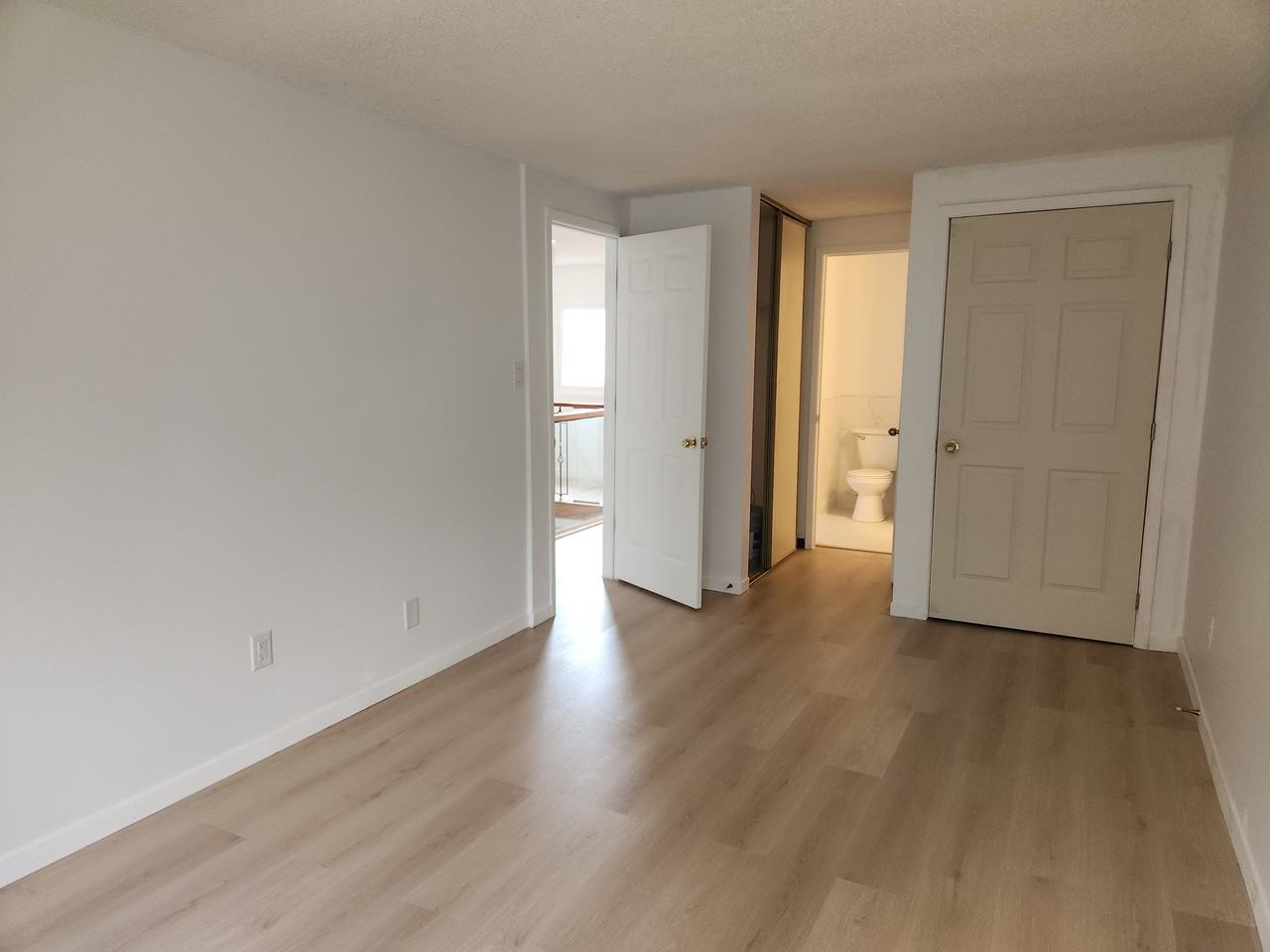 3079 Fifth Line West #31 - Photo 6 of 21