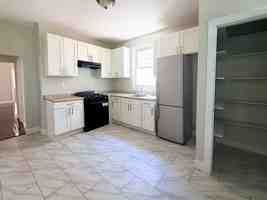 featured image of 203 North 15th Street #3B