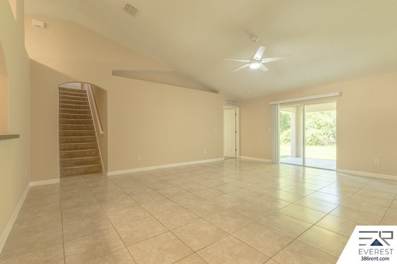 19 Burgess Pl - Photo 7 of 35