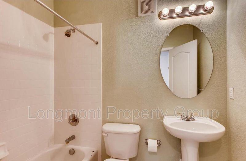 1012 Sonoma Cir #G - Photo 6 of 30
