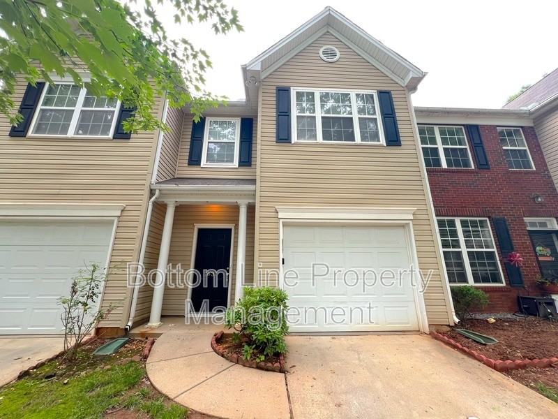 7637 Abigail Glen Dr - Photo 2 of 29