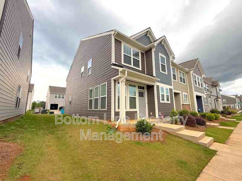 1552 Cedar Tree Dr - Photo 2 of 25