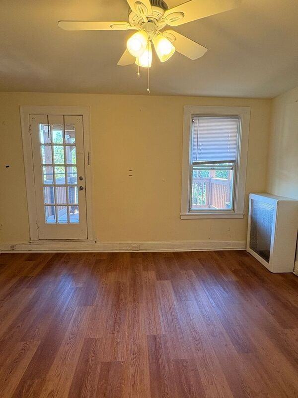 3033 Gilman Ter - Photo 3 of 18