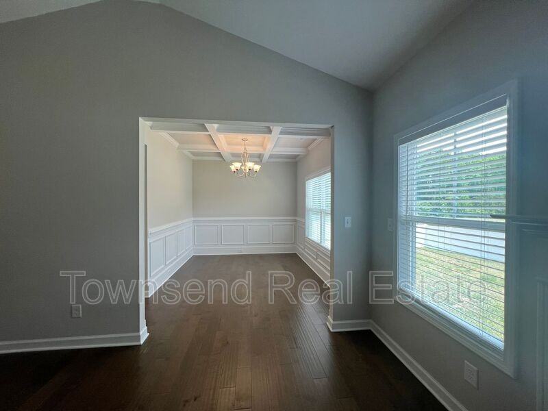 2513 Owlands Ct - Photo 5 of 26
