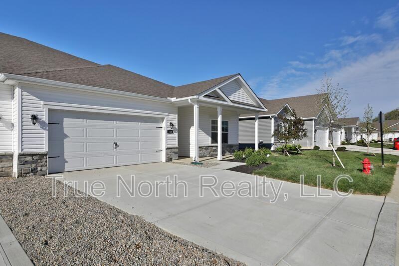 738 Maria Dr - Photo 3 of 37