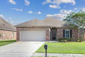 featured image of 20122 Leandor Isle Ave