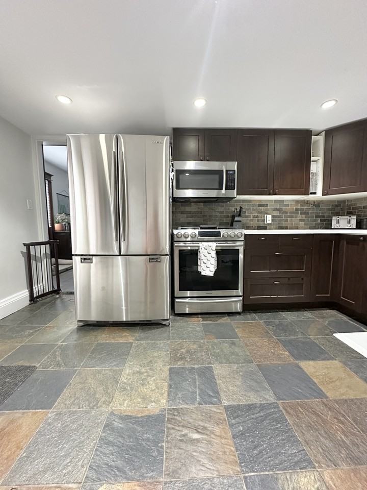 672 Quaker Road - Photo 3 of 14