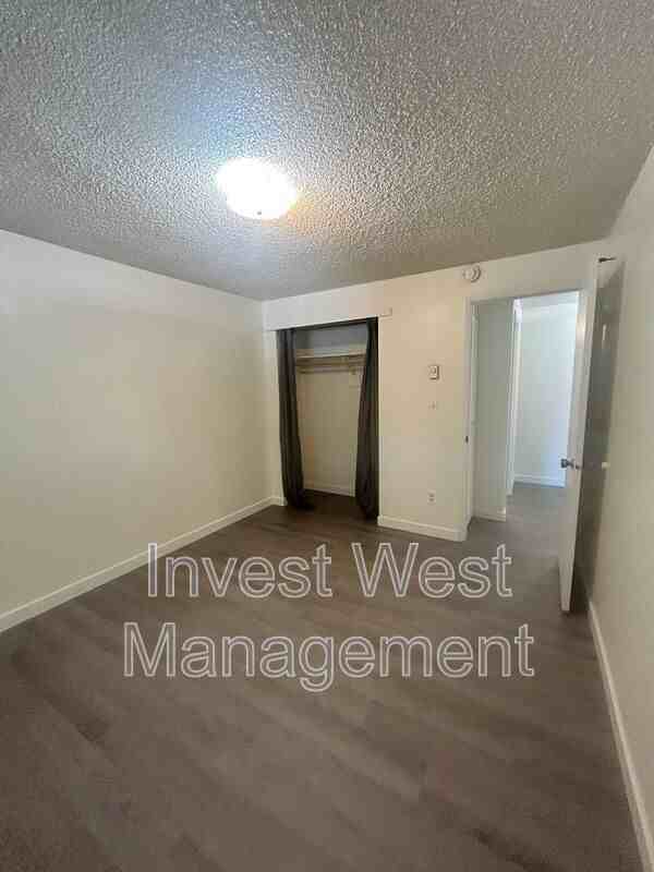 9100 Neavenue #16 - Photo 5 of 14