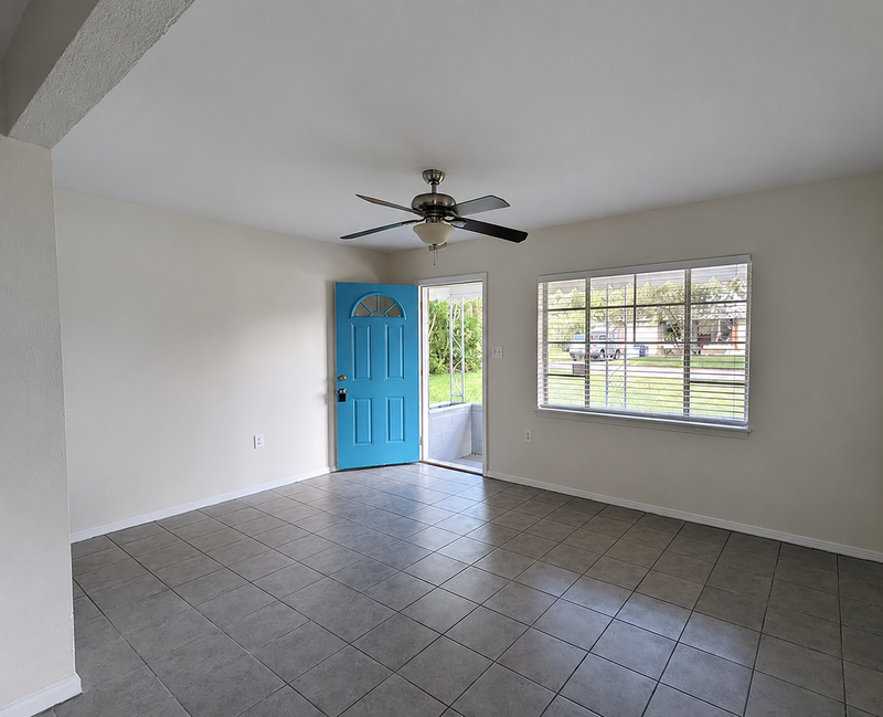 1318 Divot Ln - Photo 4 of 18