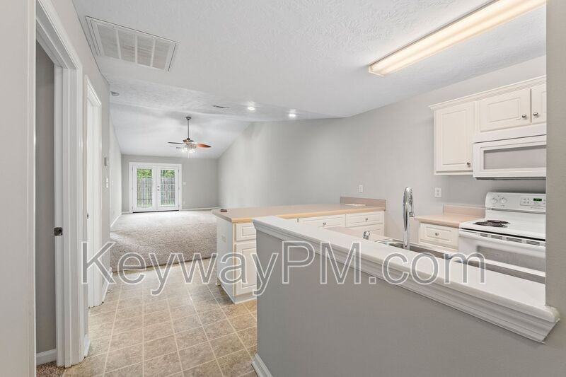 1006 Bertram Rd - Photo 3 of 14