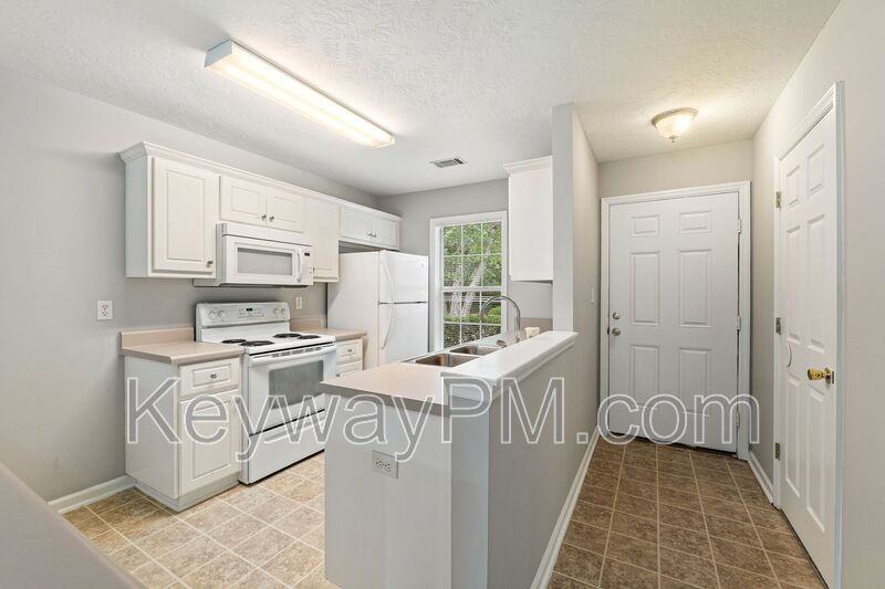 1006 Bertram Rd - Photo 4 of 14