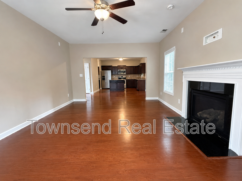 2817 Blockade Runner Dr - Photo 6 of 30