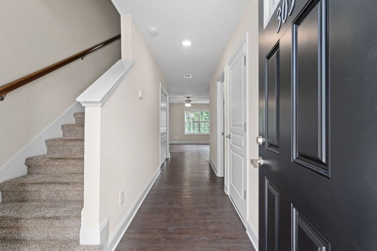 1552 Tylertown Rd - Photo 3 of 50