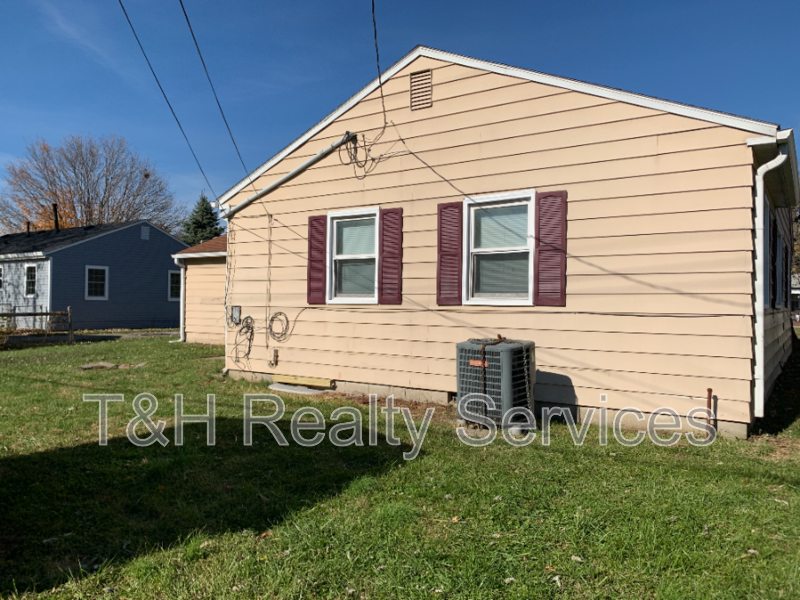 1819 Knox St - Photo 5 of 30