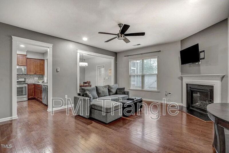 239 Lynchwick Ln - Photo 5 of 28