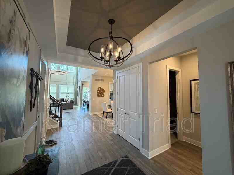 7889 Arimoore Dr - Photo 2 of 40