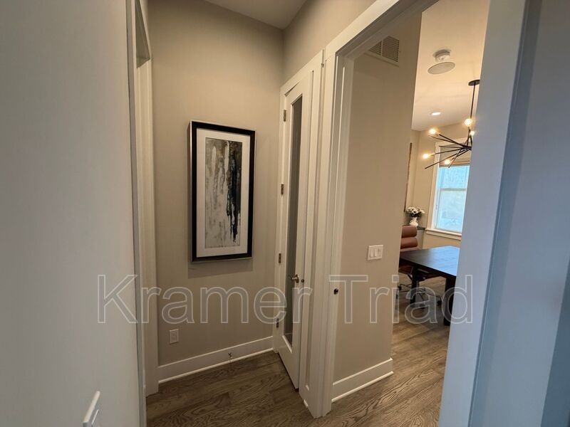 7889 Arimoore Dr - Photo 7 of 40
