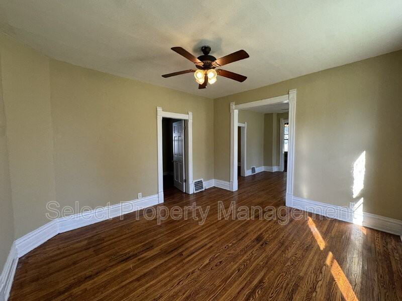 3201 Dinnen Ave - Photo 5 of 14
