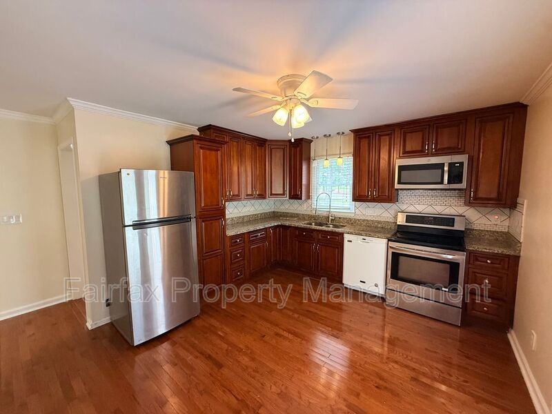107 Perriwinkle Pl - Photo 7 of 20