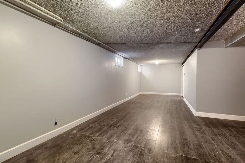 3006 Hudson St - Photo 6 of 13
