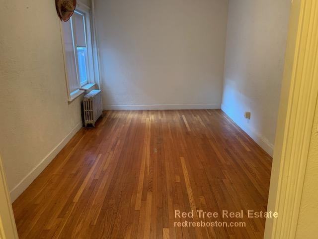 1800 Commonwealth Ave #27 - Photo 5 of 11
